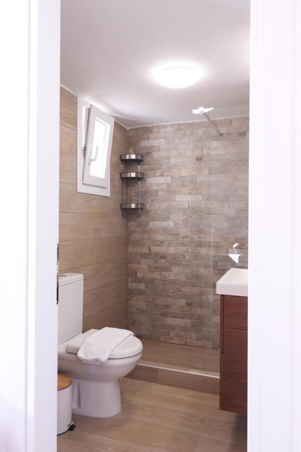 Emilia Suites Ermoupoli Exteriör bild