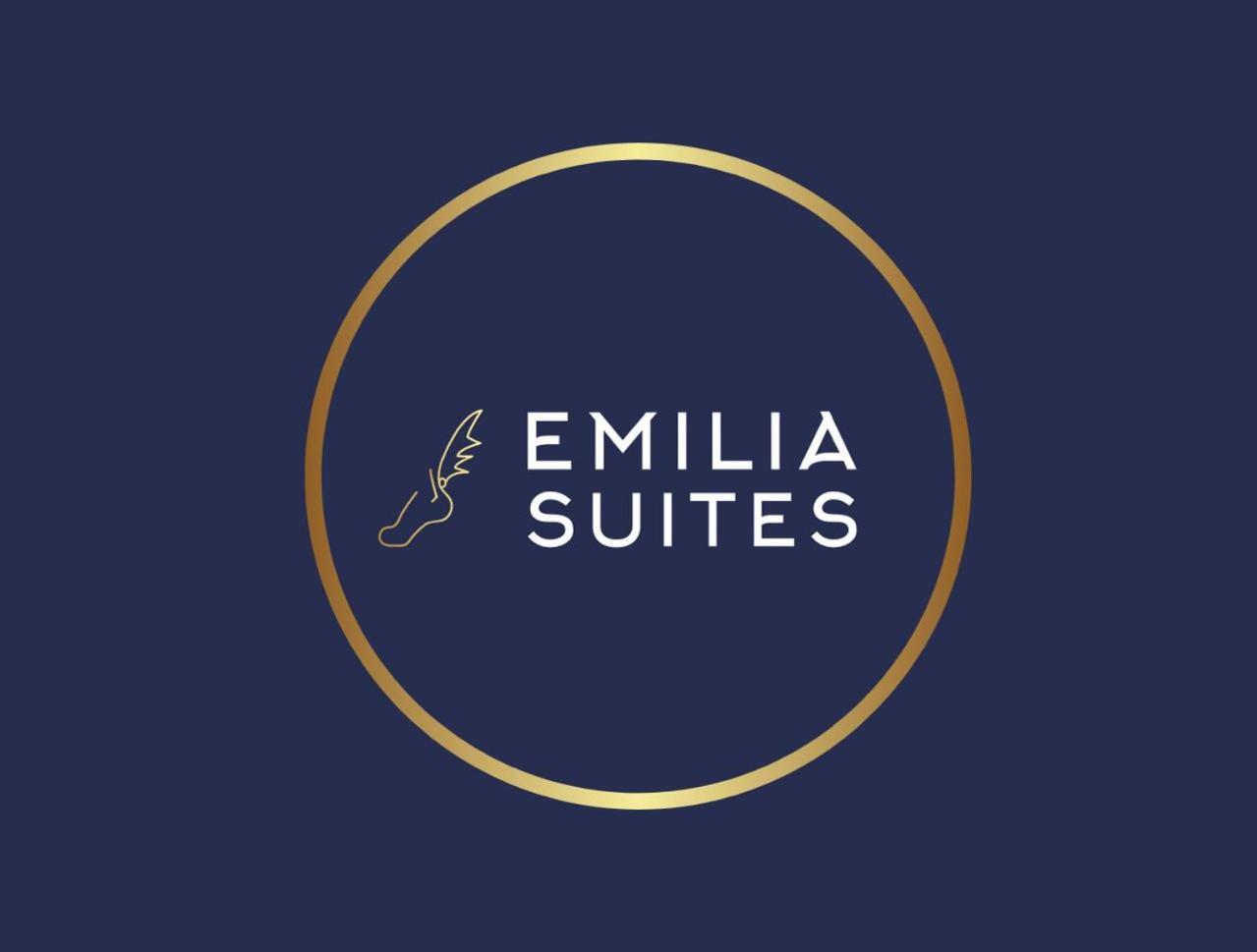 Emilia Suites Ermoupoli Exteriör bild